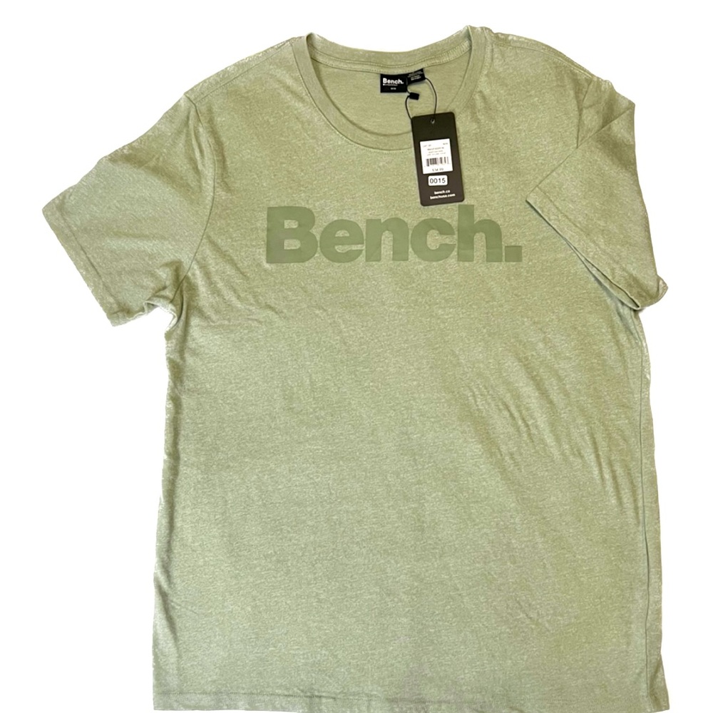 Men’s Bench T-Shirt Size Medium Colour Seafoam 😎Brand New w/tags😎